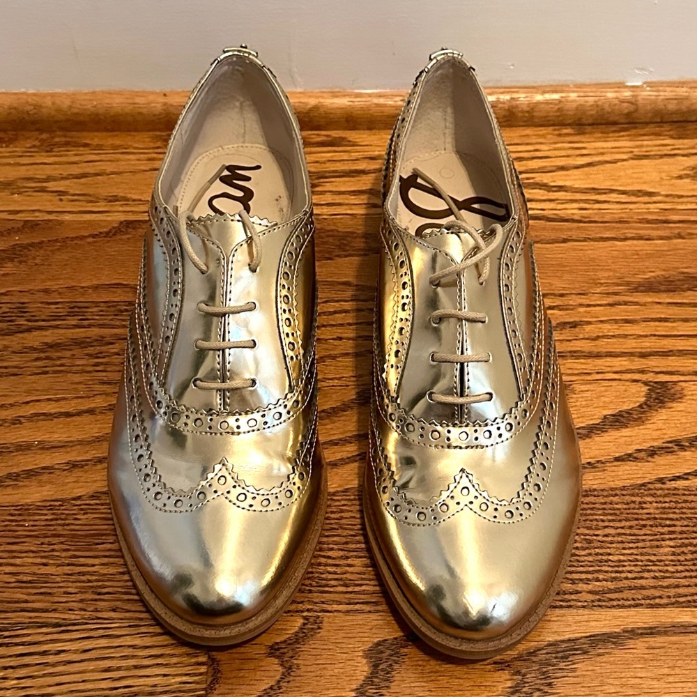 NWOT Sam Edelman Callista Oxford Loafers Gold